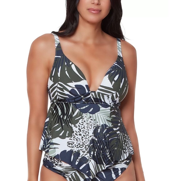 Bar III Other - Moody Tropics Hanky Tankini Top